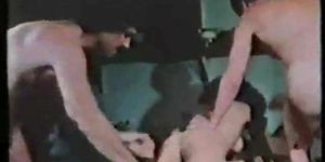 MEGA CLASSIC PORN - No Sound: Vanessa Del Rio's 1st gangbang scene (Isis Taylor)