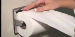 Piss: Closeup Girl Peeing