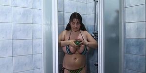 SL Plays in Shower (Samanta Lily)