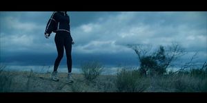 Giantess Crush