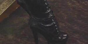 Taylor Wane in lace and boots (Kim Nike)