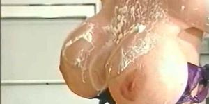 Lisa Lipps and Wendy Whoppers Huge Breast (Doris Ivy, Gwen Polanska)