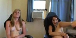 2 Hot Teens Have Masturbation Fun