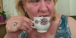 MYWIFESMOM - Horny granny seduces a younger guy