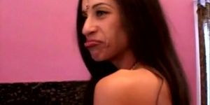 INDIAN PORN QUEENS - No Sound: Hot Indian Blowjob