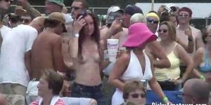 RISKY AMATEURS - Smoking hot girls next door reveal their sexy bodies