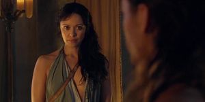 Spartacus (Marisa Ramirez)