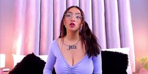 Colombiana Hermosa Enseñando Sus Hermosas Tetas