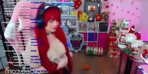 W1ndyGirk Moviendo El Culo Y Las Tetas. (READ DESCRIPCION)