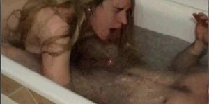Geile Urlauberin aus Karlsruhe blaest mir einen unter Wasser