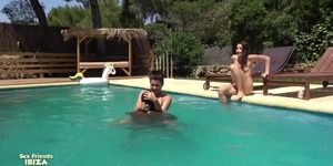 Sex Friends à Ibiza 1 Film Complet - Clea Gaultier (Angel Emily, Anna Polina)