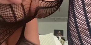 Onlyfans (Amanda Trivizas)