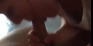 Jeune francaise soulage son mec avec sa bouche