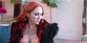 Naughty stepmom Jupiter seduced Emma at work (Jupiter Jetson)