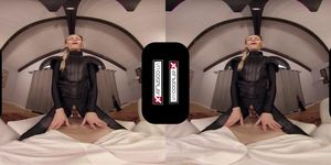 Naomi Swann - Hunger Games A XXX Parody (Naomi Xxx)