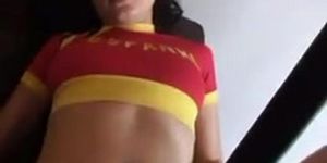 Vanessinha, Suculenta Muchachita, Le Encanta Por El Ano
