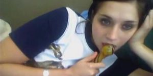 Elle adore se montrer en webcam (Ewe Sweet)