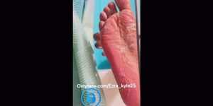 Black twink femboy ezra_kyle25 does solo foot massage full video at onlyfans.com/ezra_kyle25 feet fetish