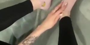 young goddess feet