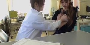 Female Japanese gynecologist fucks her awesome patient