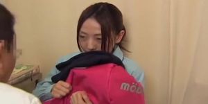 Teen bitch got her cunt dildoed as a part of a pussy exam