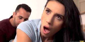 STUCK4K. Playful dude saw that his cute roommate needed help (Nelly Kent, Raul Costa)