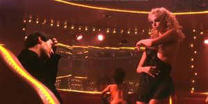 Elizabeth Berkley - Lap Dance!