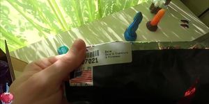 Bad Dragon Dildos and Masturbator, Unboxing and Review (Hannah Heartly)