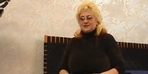 Irina 42 year old (from Moms-Explorer)