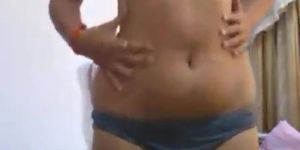 Indian Girl Tits Showing On Camera (indian_girl)