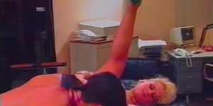 Sally layd hitchhiker (Sally Laid)