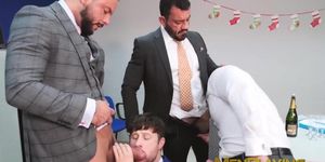 MEN PLAYING - Sexy Drew Dixon took the massive cock of hot Sir Peter in a foursome