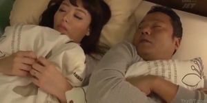 Mao Hamasaki The wife who went to her husband's friend (Wife_fucks Wife_fucks)