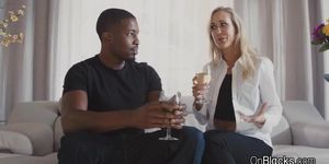 Bigtit MILF blows neighbours big black dick
