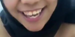 Janda hijab sange