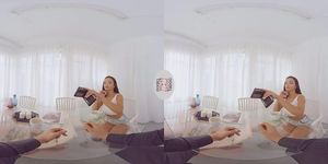 Alyssia Kent play with stepdad