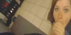 Girl Gives Good Head