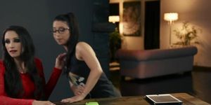 Faketit lesbian girl pussylicked by her gf