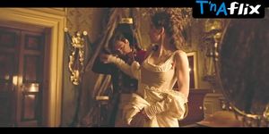 Vanessa Kirby Sexy Scene  in Napoleon