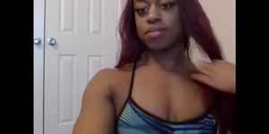 ebony muscle chick cam