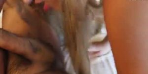 SEXY MONIQUE GIVES RIMJOB AND GREAT BLOWJOB