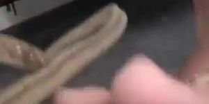TJ flip flops and foot show