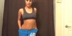 Lacrosse Girl Showing off Her Body On Webcam