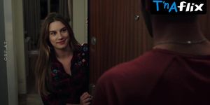 Maya Unger Sexy Scene  in Walking On Sunshine