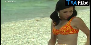 Iro Kosti Butt,  Breasts Scene  in Aithousa Tou Thronou, I
