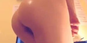 cam whore with best ass and hump pussy xxx live web cam show (camwhore)