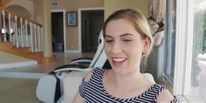 Sexy hottie chick Niki Snow fucking rough