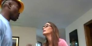 Venus - Cheating Wife fucked by two workers (Hope Wells)