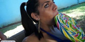 Big butt tranny outdoor anal and pissing