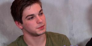 Muscled hunk undresses twinks on the couch